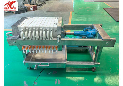 手動(dòng)小型壓濾機(jī)